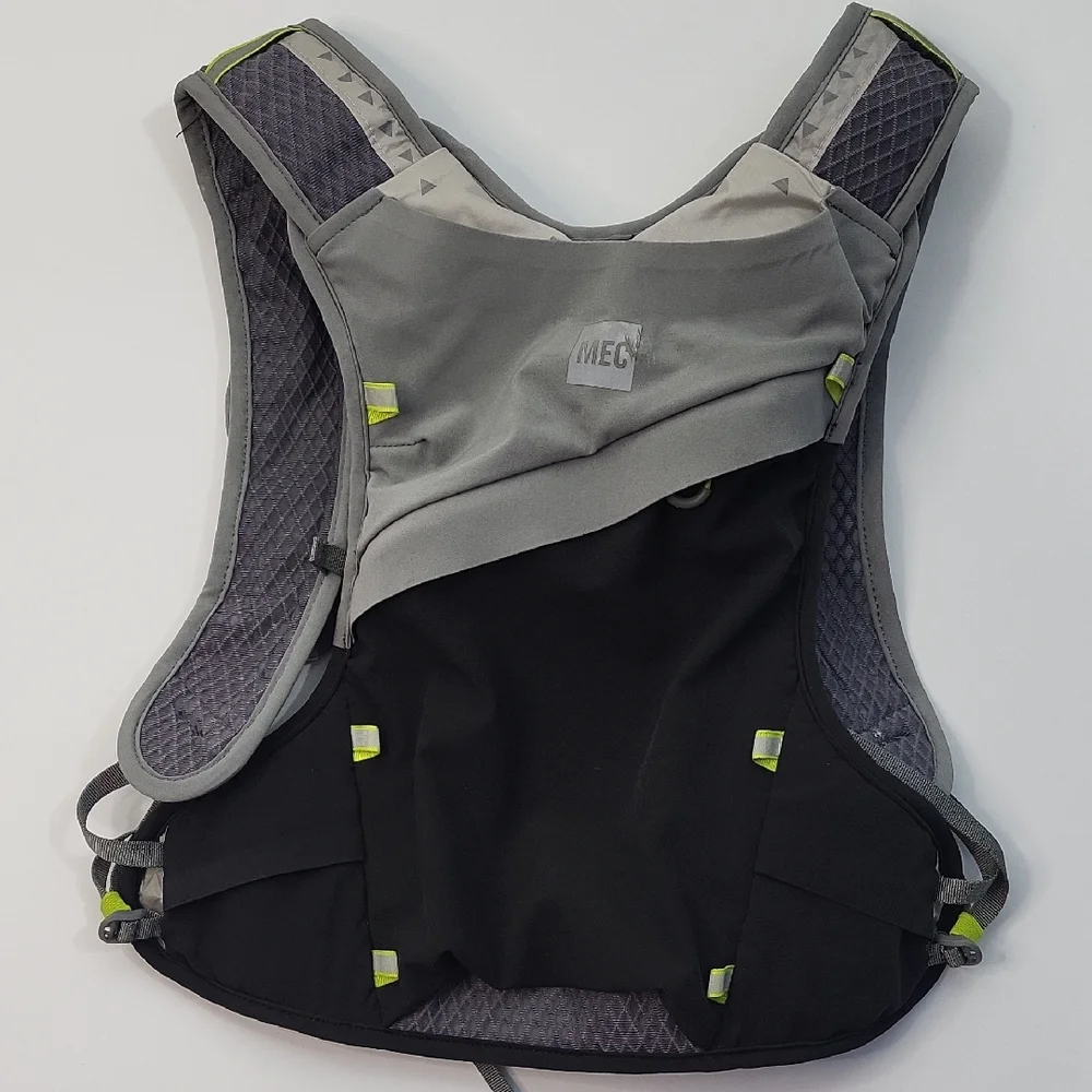 MEC Hydration Backpack - Picture 1 of 6